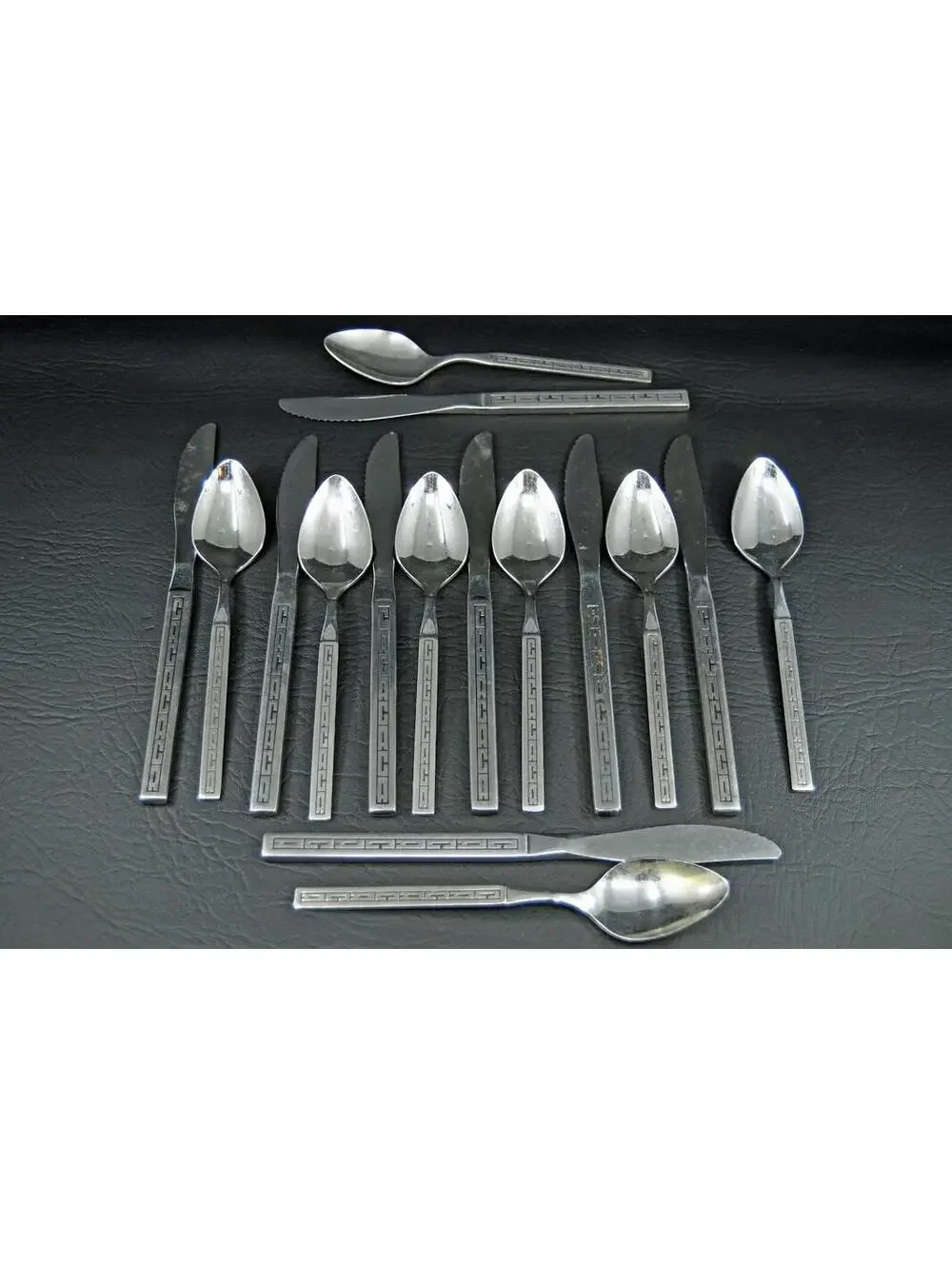 VTG Continental Airlines by Oneida CACACACA Stainless Flatware 8 Spoon 8 Knife